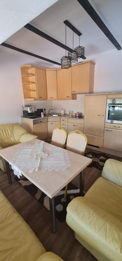 La Ovi Hotel Făgăraş Екстериор снимка